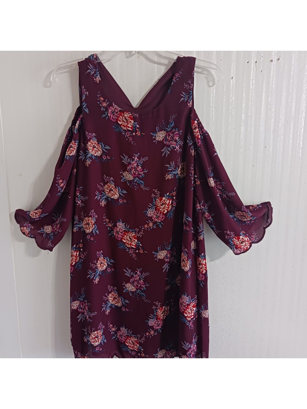 Lilly  Rose Women's Cold Shoulders  Purple Floral Print Sheer Blouse Size  Small